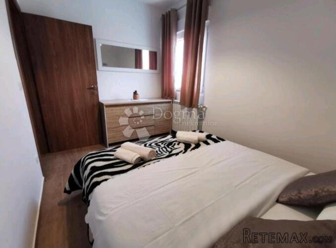 Kuća s 3 apartmana u mirnom dijelu Vodica! - 6