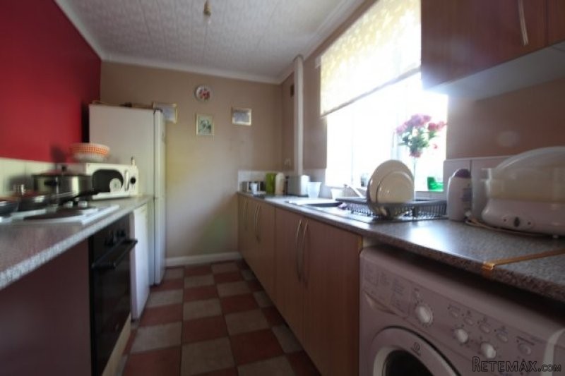 3 bedroom, Semi-detached House house.. - 2