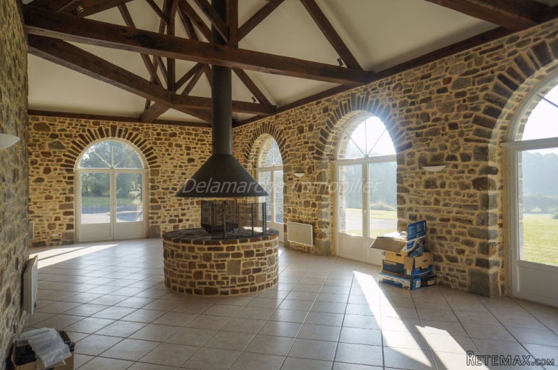 Well Renovated Stone House With Pretty.. - 2