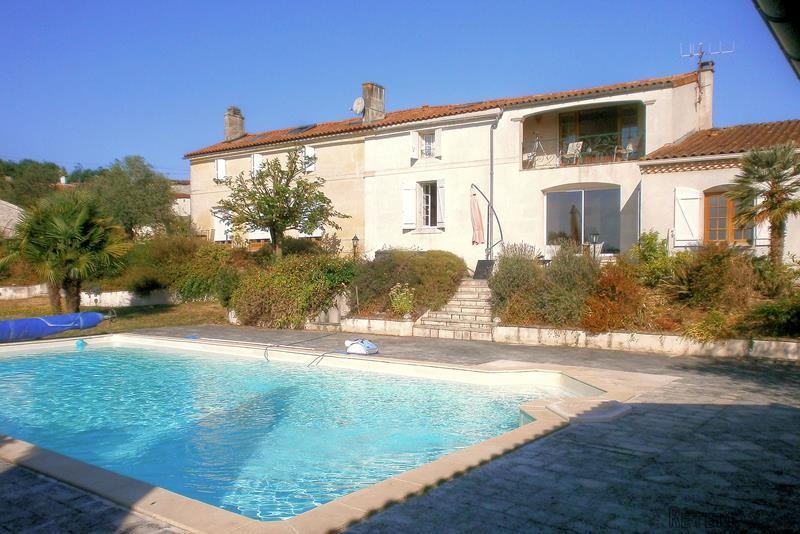Spacious Home In Idyllic Location