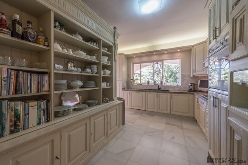 HM5O2659 - Villa For sale in Marbella.. - 2
