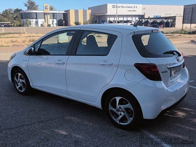 Toyota Yaris Hybrid 1.5 - 3