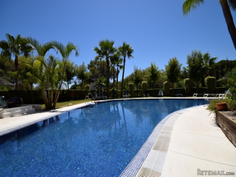 4 Bedroom Penthouse For Sale Situated..