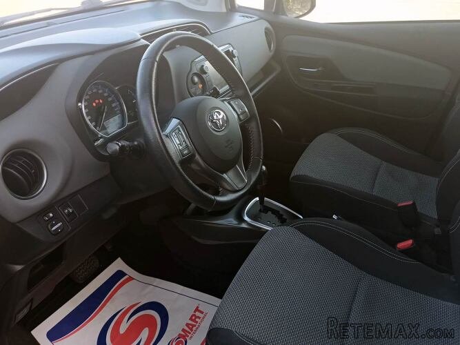 Toyota Yaris Hybrid 1.5 - 5
