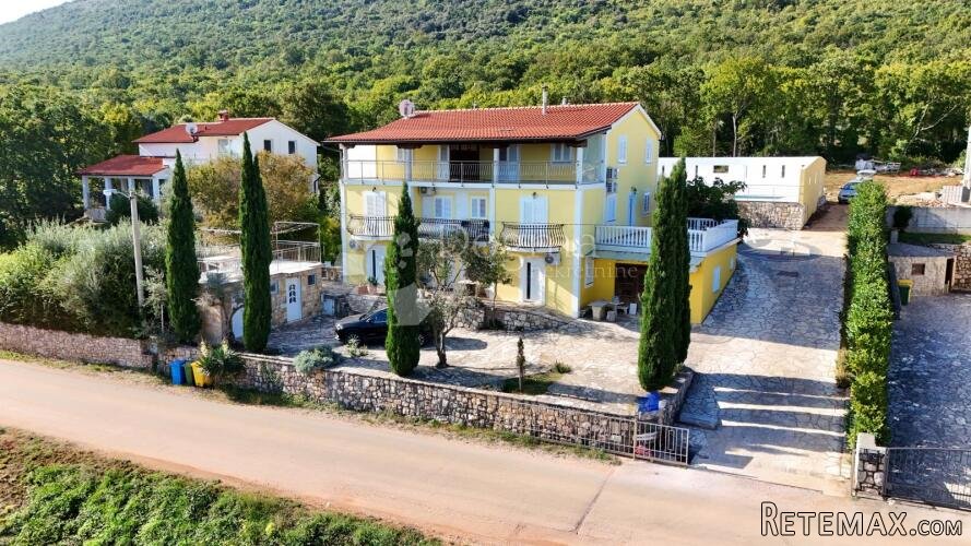 INVESTICIJSKA PRILIKA! APARTMANSKA KUĆA, ROH BAU KUĆA I GRAĐ - 6