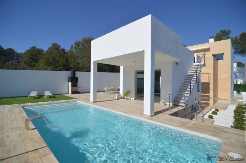 3 Bedroom 4 Bathroom Villa In Benissa..