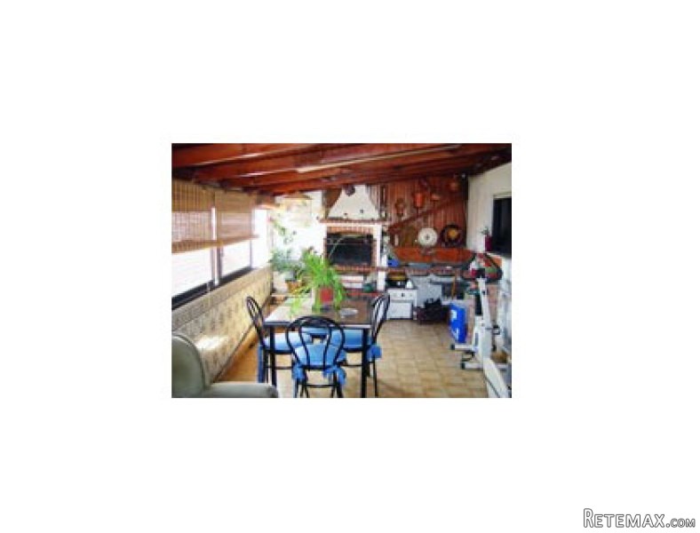 T2 - House - 2