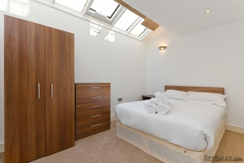 Montague Mews - Mile End E3