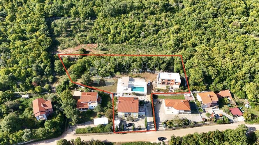 INVESTICIJSKA PRILIKA! APARTMANSKA KUĆA, ROH BAU KUĆA I GRAĐ - 10
