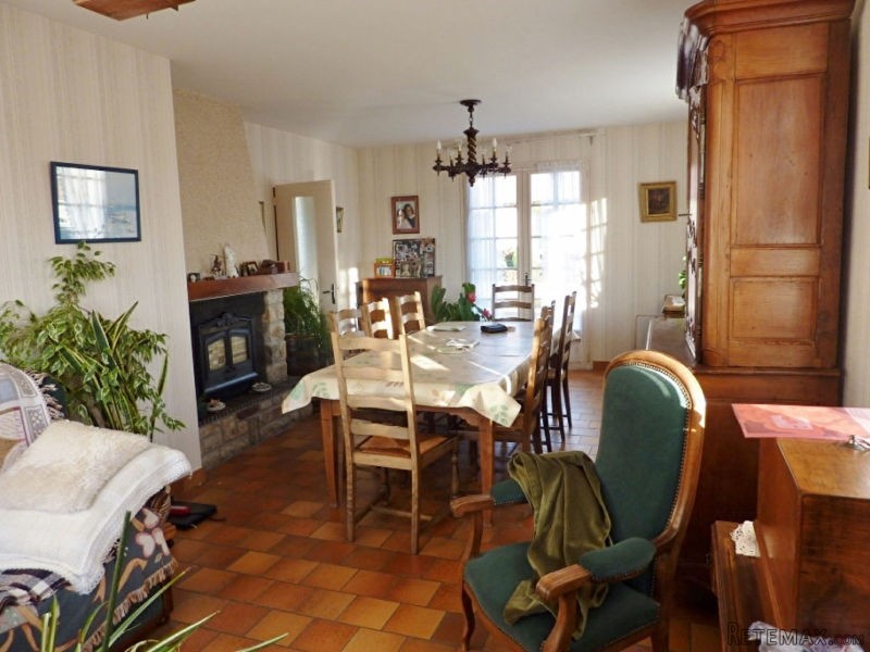 Lovely Detached House with Orchard - 2