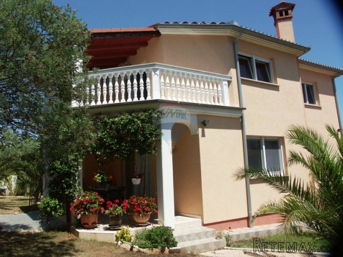 Pula, Štinjan apartmanska kuća 800m od mora - 4