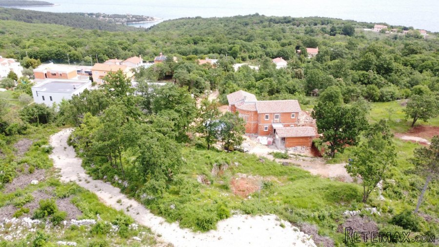ISTRA, DRENJE - Građevinsko zemljište 1236 m2 s ishodovanom - 2