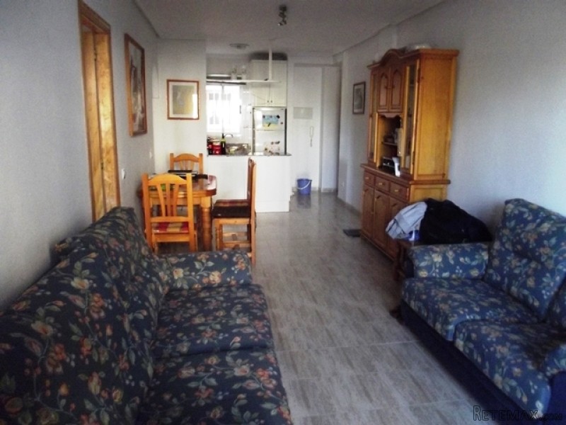 3 Bedrooms Apartment For Sale - 2