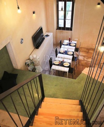 VILLA I DEPENDANCA SA BAZENOM I OKUĆNICOM - 4