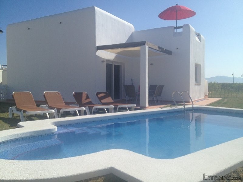 2 Bedrooms - Villa - Murcia - For Sale