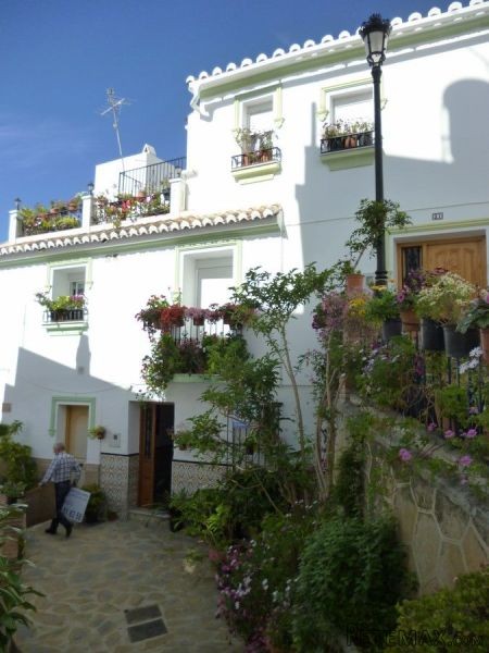 5 Bedrooms - Town House - Malaga - For..