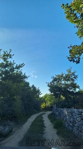 Veliko poljoprivredno zemljište 18,357m2