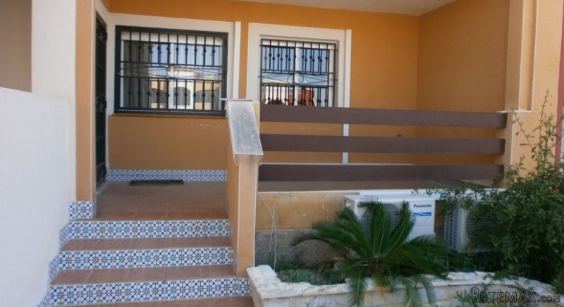 2 Bedroom Apartment Ref: YHIS0171