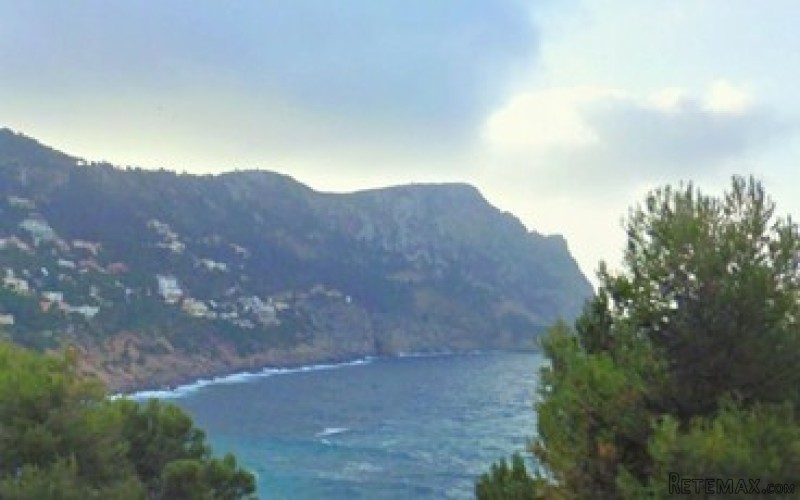 Construction Plot for sale in Cala..