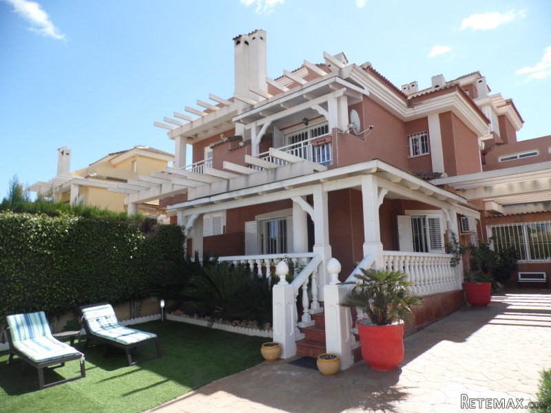 3 Bedrooms - Property - Alicante - For..