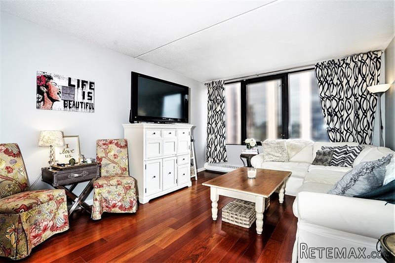 1 bedroom House For Sale: 4 Martine.. - 2