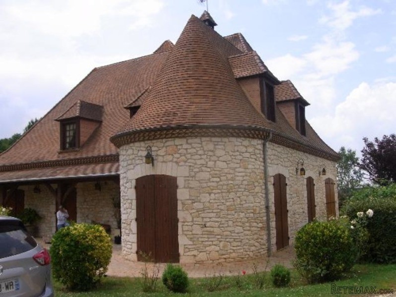 Beautiful House Located Just Outside Of.. - 2