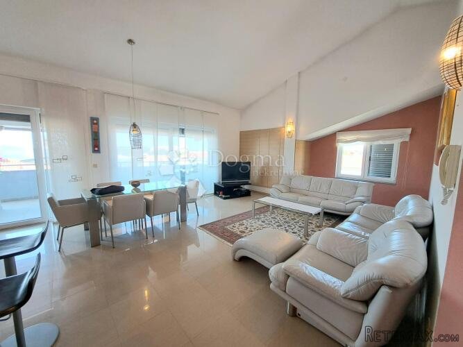 Impresivan penthouse s pogledom na more, Pješćana uvala - 2