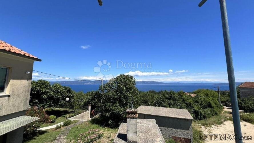 PROSTRANA KUĆA ZA ADAPTACIJU SA POGLEDOM NA KVARNER! - 2