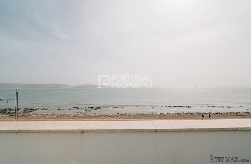 Spectacular 3 Bedroom Apartment With..
