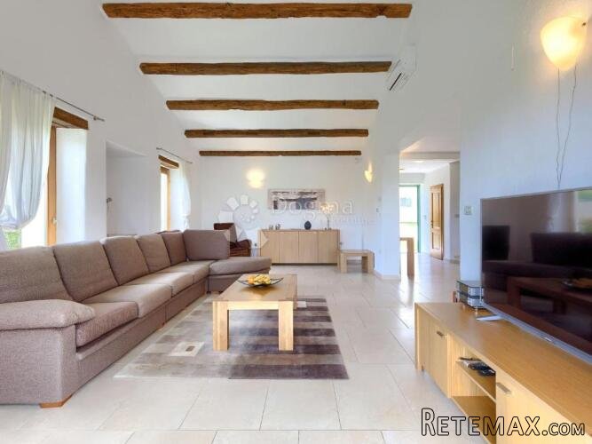 Šarmantna vila na brežuljku - 3