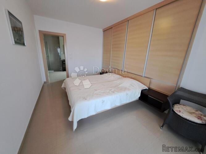 Impresivan penthouse s pogledom na more, Pješćana uvala - 6