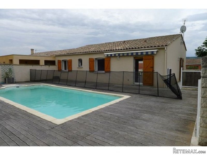 3 Bedrooms - Villa -..