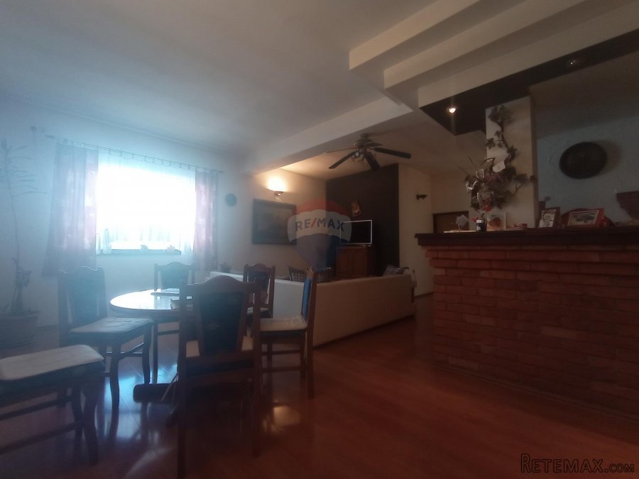 Ogulin, kuća sa poslovnim prostorom, blizina centra - 9