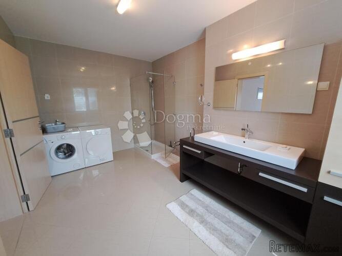 Impresivan penthouse s pogledom na more, Pješćana uvala - 10