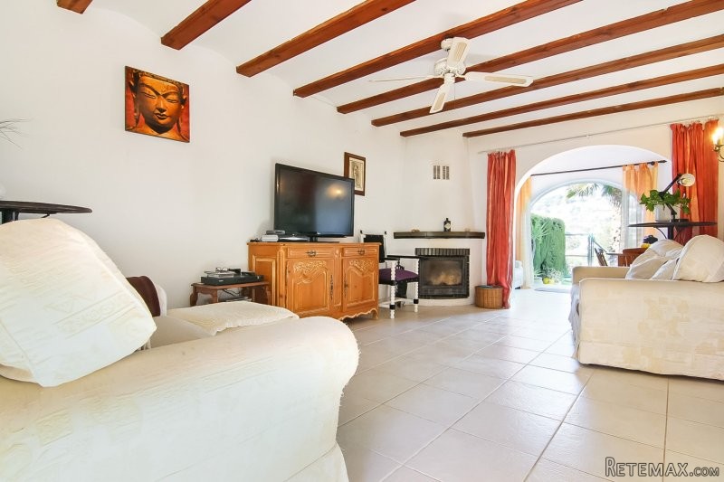 2 bedroom bungalow in sort after..