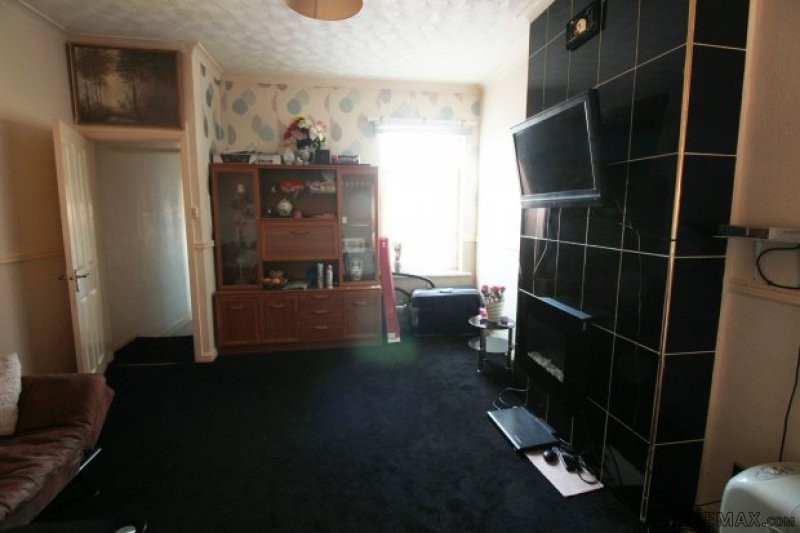 1 bedroom, Flat house for sale - 2