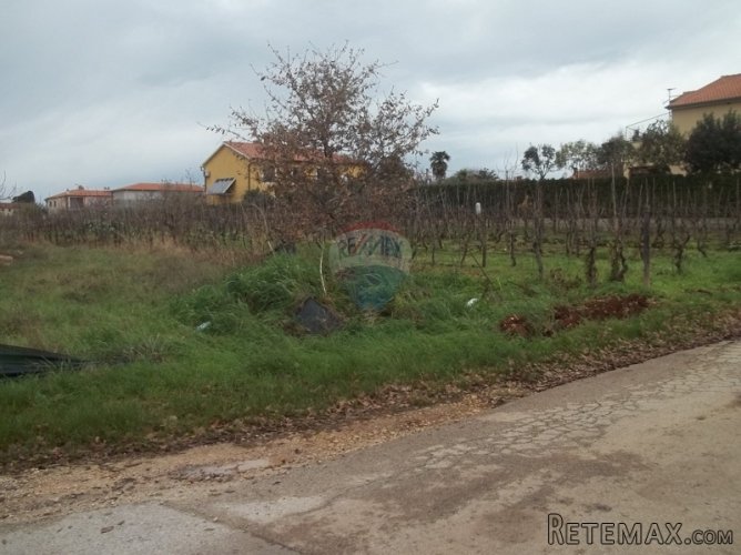 Građevinsko zemljište 7 km od Poreča i mora - 2