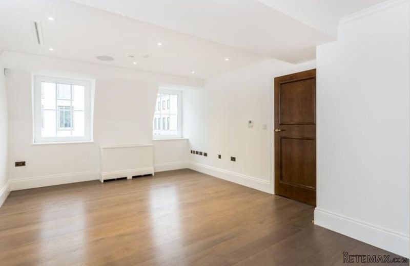 Strand, Covent Garden, WC2R - 2