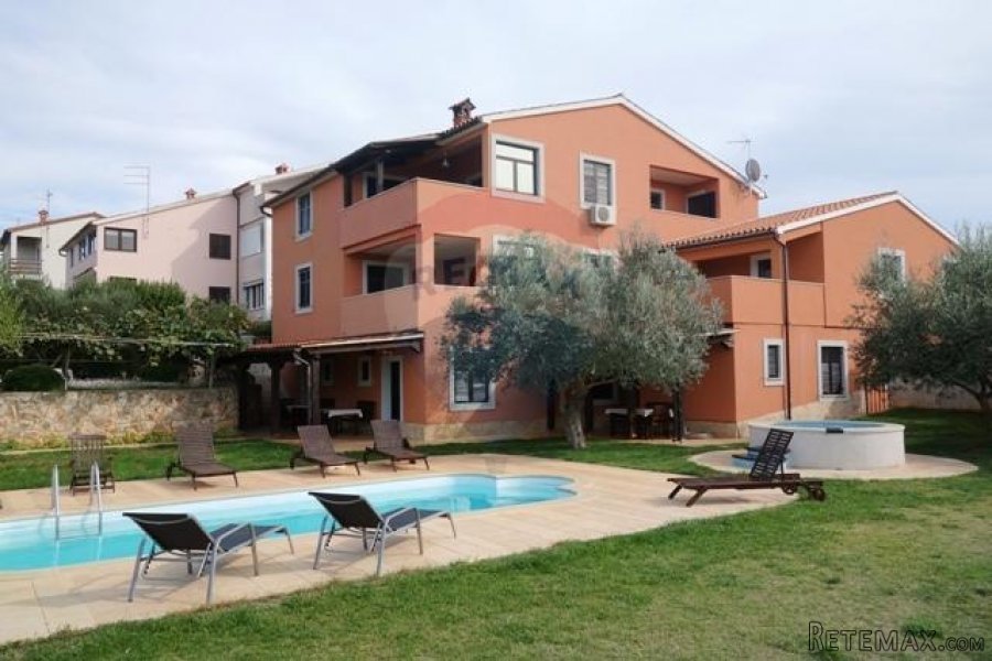 Apartmanska kuća s pogledom na more - 4