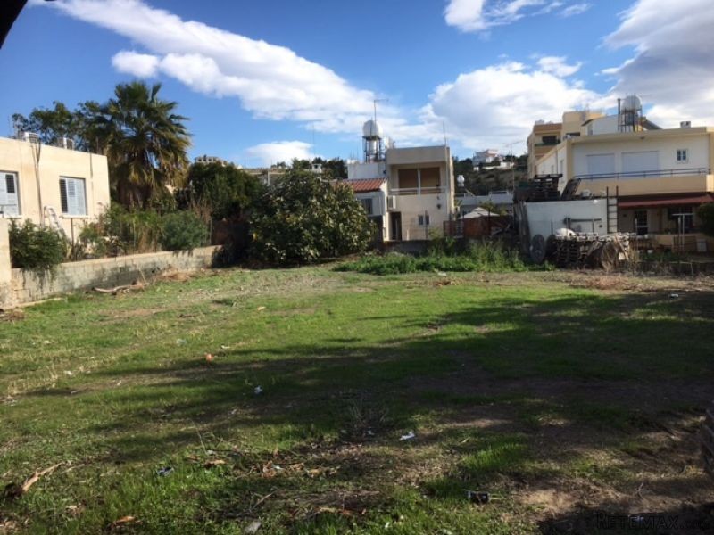 Plot for sale in Agia Fila