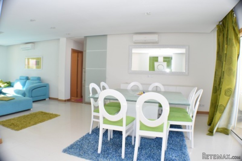 2 Bedroom Apartment In The Historical..