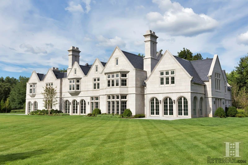 5 bedroom House For Sale: 11 ROUND HILL.. - 2