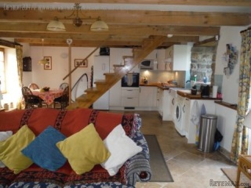 Beautifully renovated 2 bed stone.. - 2