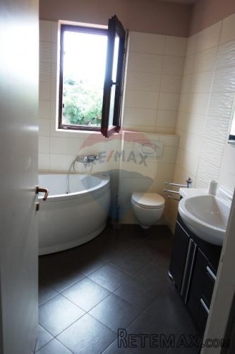 Apartmanska kuća s pogledom na more - 10