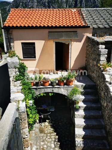 Novi Vinodolski, Grižane, kućica u nizu, 38m2