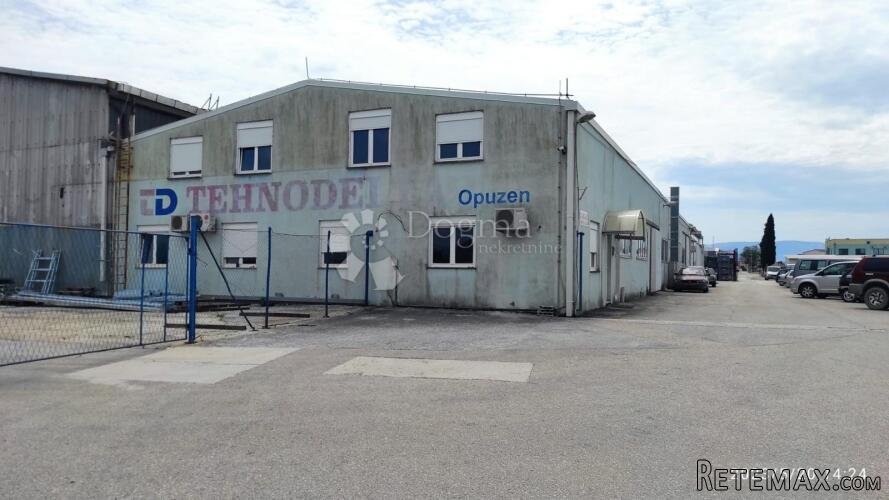 Proizvodno–skladišni kompleks u Opuzenu 1750 m2 - 2