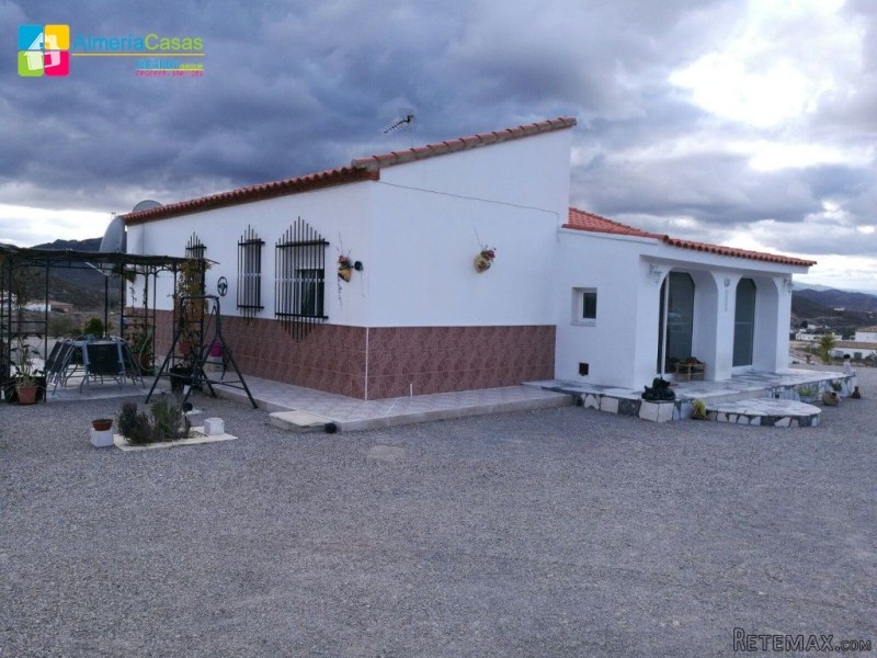 Villa For Sale In Cantoria