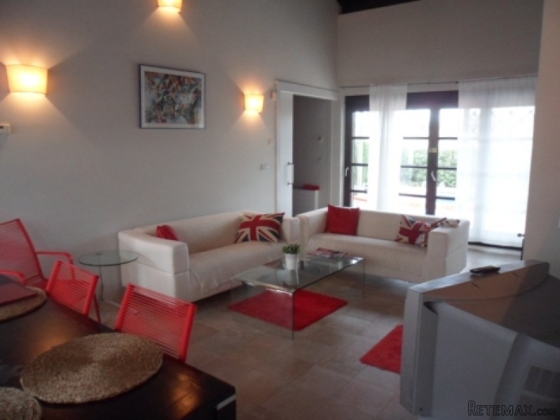 2 bedroom, 2 bathroom Villa - 2