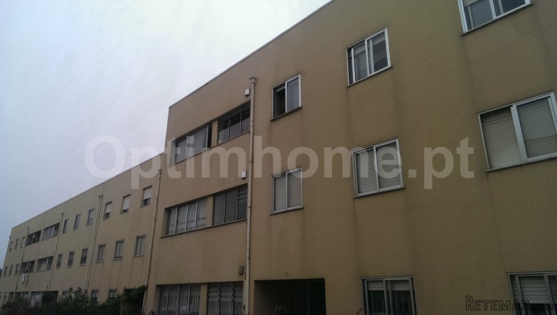 2 Bedrooms Flat For Sale - Porto