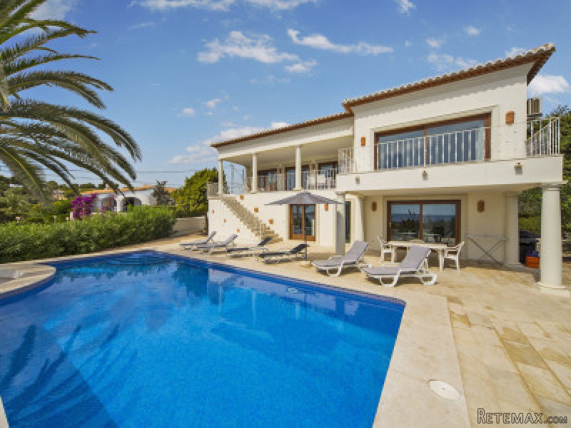 4 Bedrooms - Villa - Alicante - For Sale - 2